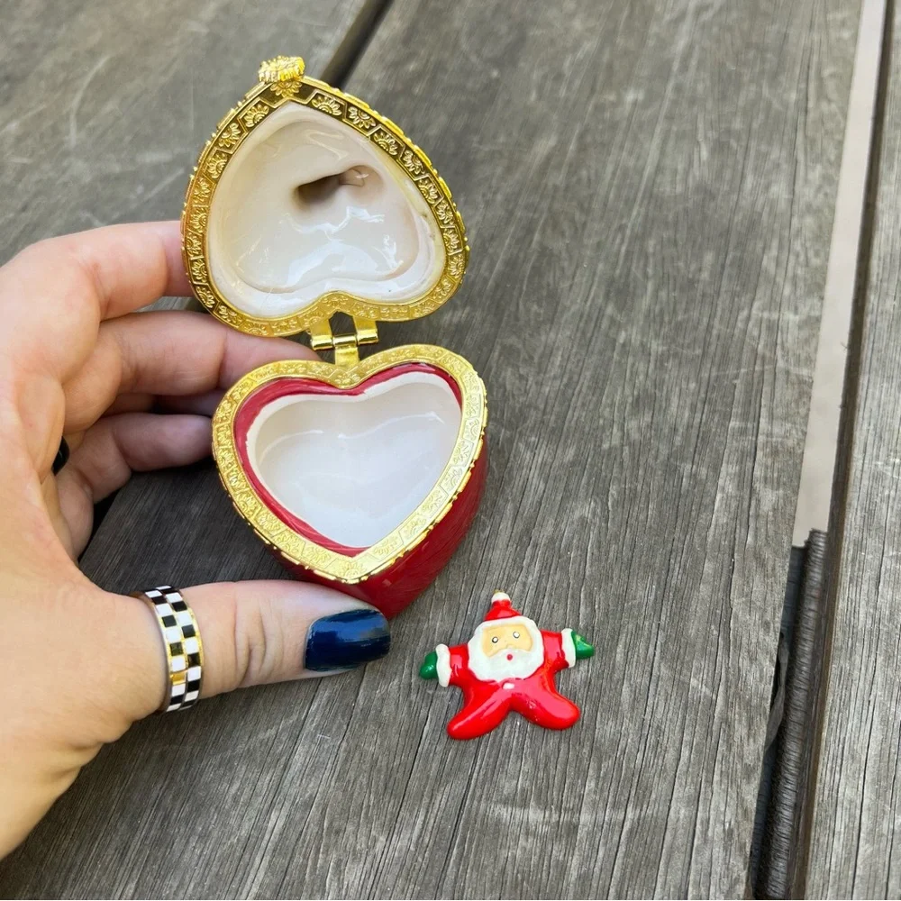 Porcelain Santa Christmas Heart Shaped Trinket Box